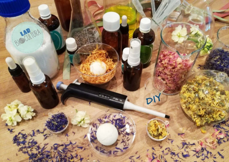 BIOCULTURA ZAPRASZA NA WARSZTATY DIY – TWORZENIE KWIATOWYCH KUL KĄPIELOWYCH