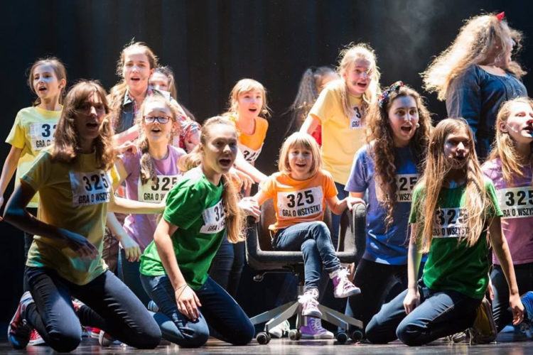 Rodzinny spektakl skierowany do dzieci i młodzieży – musical „Drzwi”