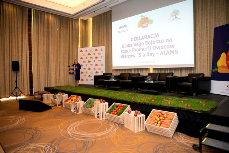 WARZYWA I OWOCE ZMNIEJSZAJĄ RYZYKO CHORÓB A NAWET PRZEDŁUŻAJĄ ŻYCIE – 21 KRAJÓW DEKLARUJE DZIAŁANIA NA RZECZ ZWIĘKSZENIA ICH KONSUMPCJI