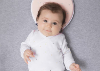 ACH ŚPIJ KOCHANIE – PODUSZKA LOVENEST DLA NIEMOWLĄT W NOWEJ ODSŁONIE