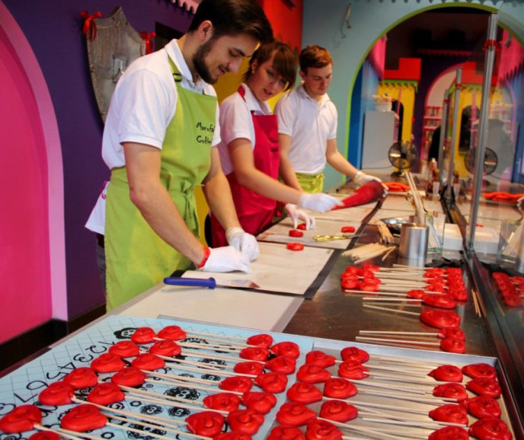 WALENTYNKOWE WARSZTATY W MANUFAKTURZE CUKIERKÓW