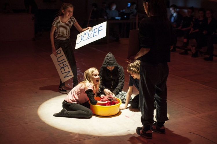 Spektakl „Biblia. Rdz 37-50” w Nowym Teatrze