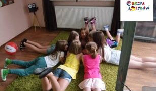 ANGIELSKI, NIEMIECKI, HISZPAŃSKI, FRANCUSKI, WłOSKI, ROSYJSKI – KTÓRE JĘZYKI SĄ NAJŁATWIEJSZE DLA DZIECI W WIEKU PRZEDSZKOLNYM? (ODPOWIADA JOANNA GAŁEK)