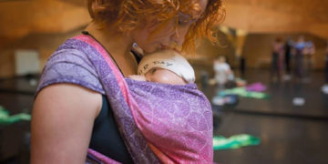 Podstawy chustonoszenia – spotkanie dla rodziców, opiekunów i innych zainteresowanych chustonoszeniem