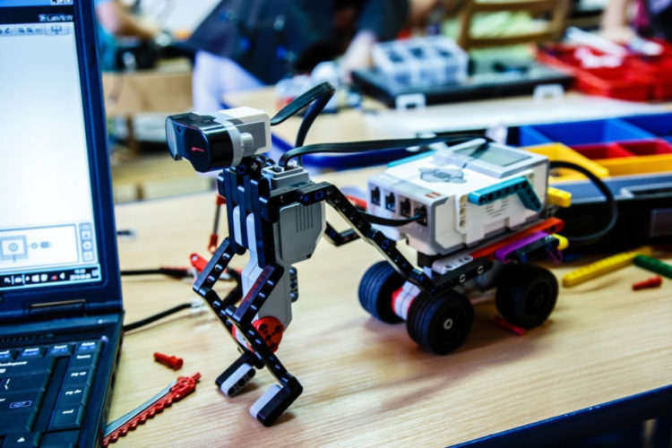 Półkolonie z Planetą Robotów