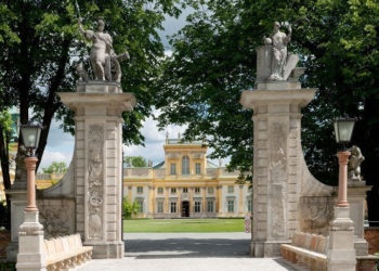 RAZ, DWA, TRZY, WARSZAWIAKIEM JESTEŚ TY – rodzinna gra miejska Muzeum Pałacu Króla Jana III w Wilanowie