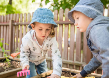 „Jutro miałem urodziny…” – czyli jak pomóc dziecku zrozumieć pojęcie czasu