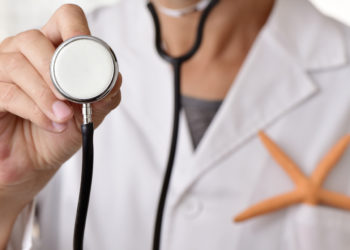 Sezon turystyczny przed nami. Jaką wartość powinno mieć ubezpieczenie, aby chroniło?