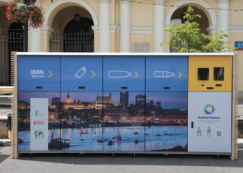 W Warszawie stanęły recyklomaty ufundowane przez firmę Coca-Cola