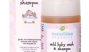 Pierwsze kąpiele niemowlaka