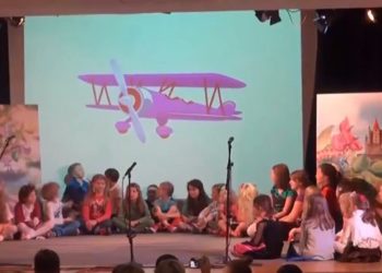 Przyjdź z rodziną na Dzień Języków Dziecka do Teatru Syrena