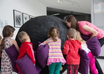 Stworki i potworki z Nowosztukonii. Gra muzealna dla dzieci w wieku 3-6 lat