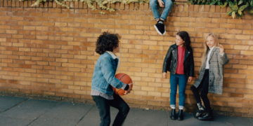MANGO prezentuje rockową kolekcję KIDS na sezon AW19