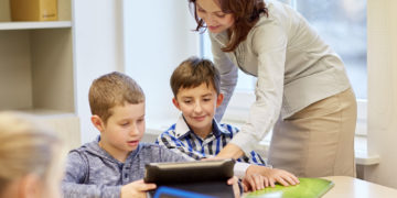 Co robią w sieci ci, co mają dzieci? – badanie Gemius/PBI