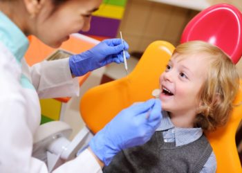 Stan zębów polskich dzieci wciąż niezgodny z zaleceniami WHO