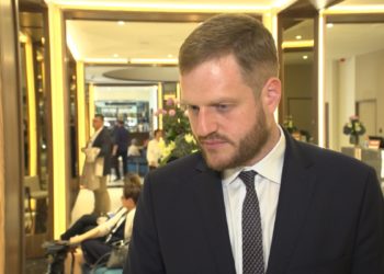 Warszawski Szpital przy Banacha działa planowo. Zabiegi nie są odwoływane, liczba pracowników wzrosła