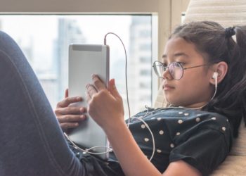 Jak sobie radzisz z cyfrową rozrywką Twoich dzieci?