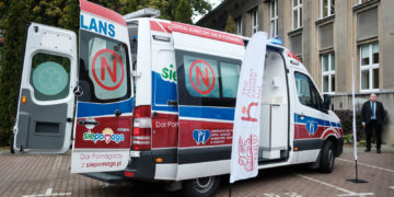 Pierwszy w Polsce sprzęt do hipotermii leczniczej w karetkach neonatologicznych