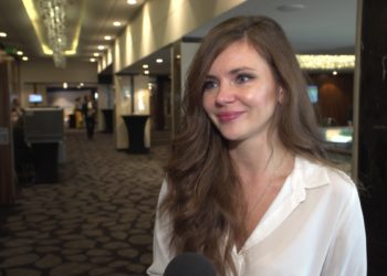 Rodzice nie kontrolują czasu spędzanego przez dzieci w internecie. Tylko co piąty ogranicza dostęp do niebezpiecznych treści