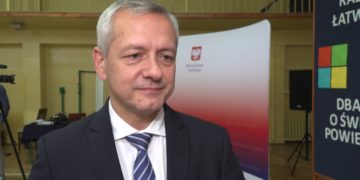 10 tys. czujników umieszczonych w szkołach będzie badać jakość powietrza. Edukacja dzieci, ich rodziców i nauczycieli ma pomóc w walce ze smogiem