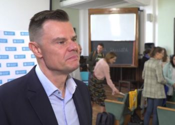 Szkoła może pomóc dzieciom po traumie. Nauczyciele powinni znać techniki ich wspierania