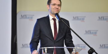 Nowe połączenia LOT do Rijeki i Tirany