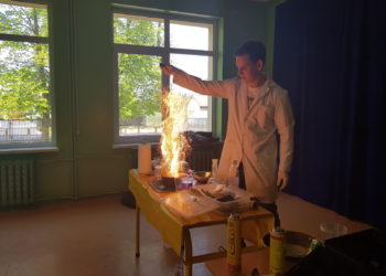 Klubokawiarnia Hopsaska zaprasza na pokaz doświadczeń pt.: „W krainie ciepła”