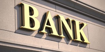 Młodzi nie chodzą już do banku