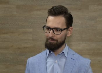 Obniżki cen w Black Friday dużo mniejsze w Polsce niż w USA. Mimo to sprzedaż w ten dzień bije rekordy