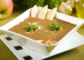 Rozgrzej się! Przepisy na jesienne zupy