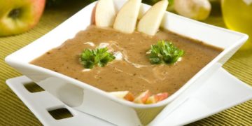 Rozgrzej się! Przepisy na jesienne zupy