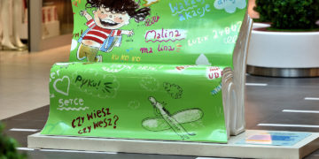 Zaczytane Ławki w Atrium Targówek