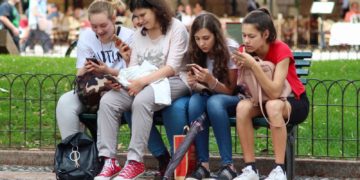 Sexting – niebezpieczna moda wśród młodzieży