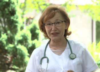 Leczenie alergii na jad owadów żądlących w dobie COVID-19 nie powinno być przerywane. Jest to terapia ratująca życie