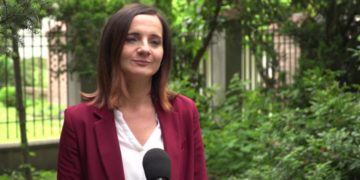 W okresie pandemii nauczyciele stracili kontakt z wieloma uczniami. Dzieci te wypadły na kilka miesięcy z systemu edukacji