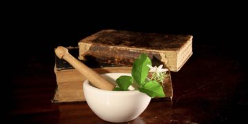 Domowe środki na ukąszenia komarów