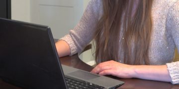 Telemedycyna w czasie pandemii głównym sposobem na pierwszy kontakt z lekarzem. Odpowiednie przygotowanie się do teleporady zwiększy jej skuteczność