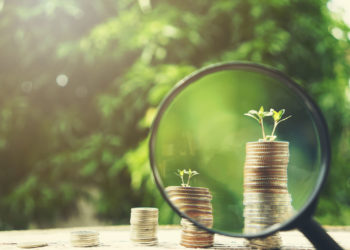 W pandemii oszczędzamy więcej. Czy te pieniądze są bezpieczne?