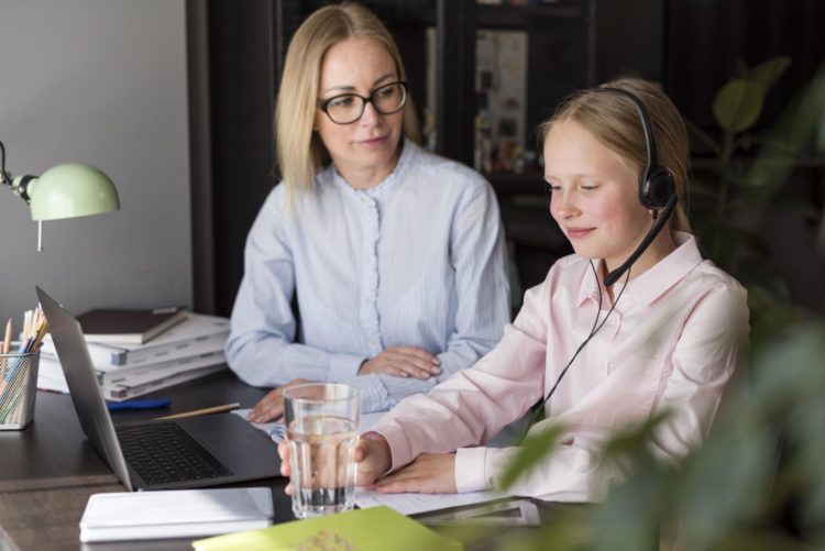 Program „Reaguj i wspieraj. Koalicja na rzecz tworzenia bezpiecznego środowiska nauczania na odległość”