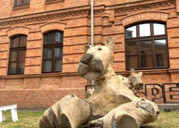 Plenerowa wystawa prac Wilkonia w Praskim Koneserze