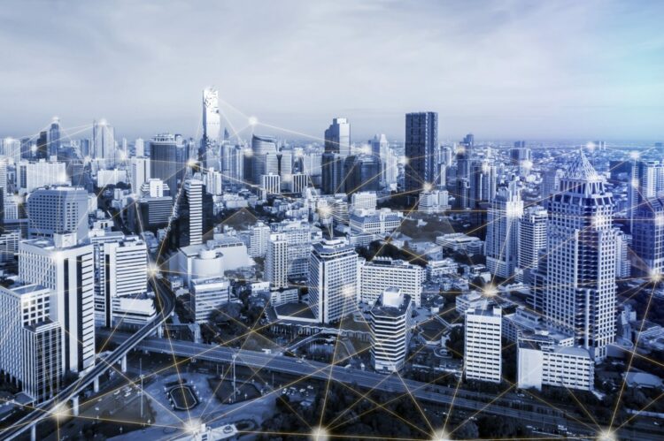 Pandemia pomogła w rozwoju systemów smart city w polskich miastach. Nie obeszło się jednak bez problemów w ich wdrażaniu