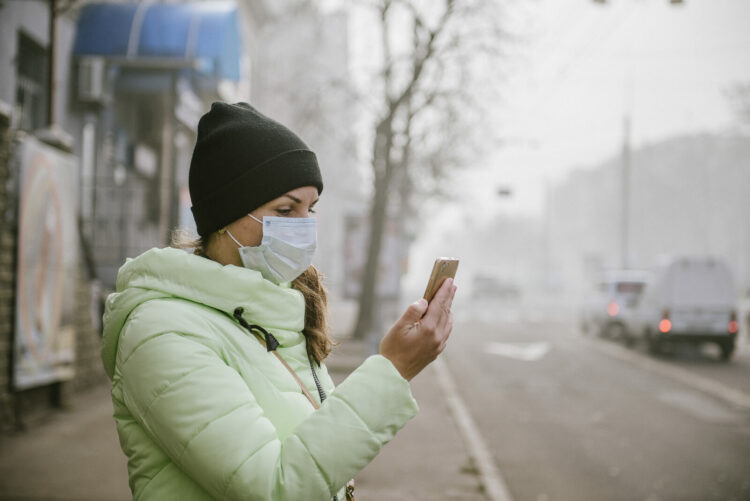 Polskie miasto najbardziej zanieczyszczonym w Europie. Walka ze smogiem prowadzona jest za pomocą nowoczesnej technologii oraz edukacji