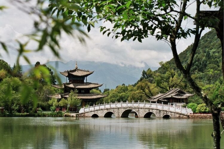 Konkurs plastyczny dla dzieci „Zabytki Chin”