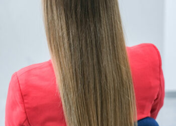 Jedwab sprzyja zdrowiu i urodzie włosów, nie tylko w odżywce