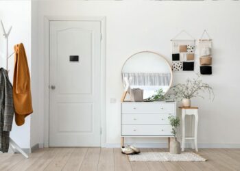 Inteligentne wizjery do drzwi – moda czy wygoda?