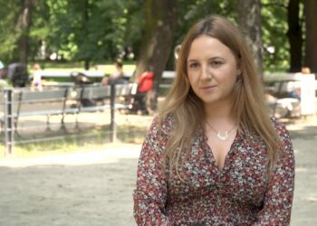 Większość rodziców popełnia wiele błędów związanych z żywieniem dzieci. 61 proc. z nich otrzymuje te same posiłki, co reszta rodziny