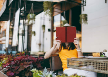 Na świeżym powietrzu i bez tłumów. Pandemia stworzyła nowy model jedzenia „na mieście”