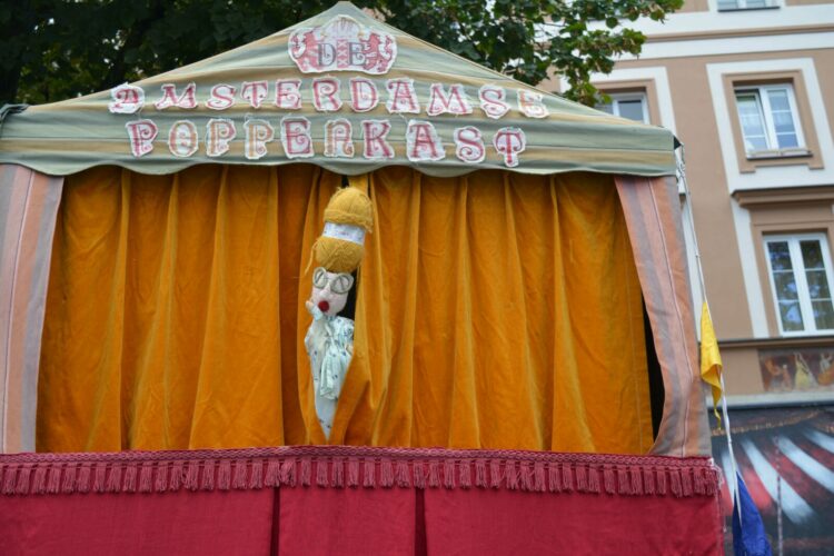 Pierwszy wrześniowy weekend z VI Międzynarodowym Festiwalem Ulicznych Teatrów Lalkowych „Lalka na Scenie”