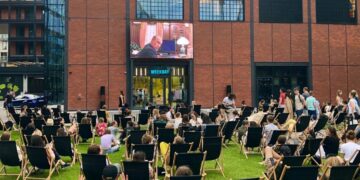 Noizz i Elektrownia Powiśle zapraszają na letnie Kino Zmian