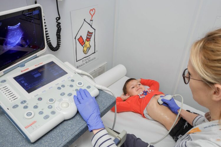Fundacja Ronalda McDonalda podsumowuje 16 lat programu bezpłatnych badań profilaktycznych USG dzieci